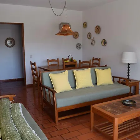 T2 Com Piscina E Wifi A 350 Metros Da *