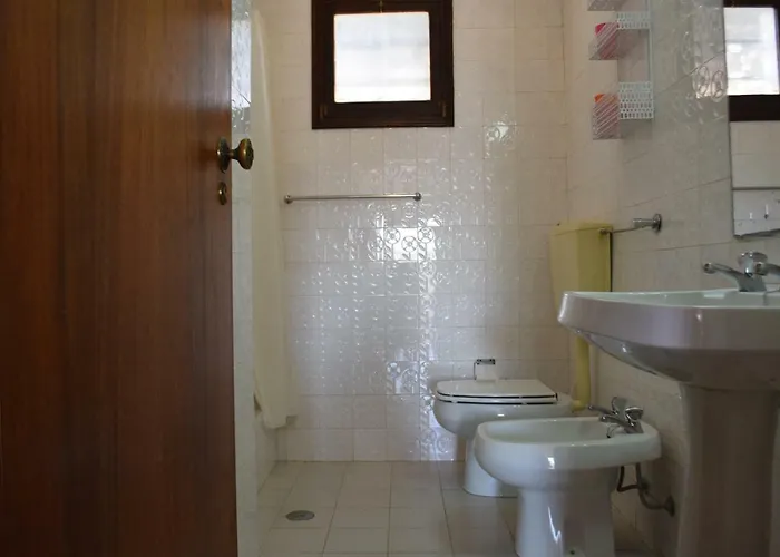 T2 Com Piscina E Wifi A 350 Metros Da Olhos de Agua (Albufeira)
