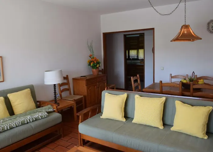 T2 Com Piscina E Wifi A 350 Metros Da Olhos de Agua (Albufeira)