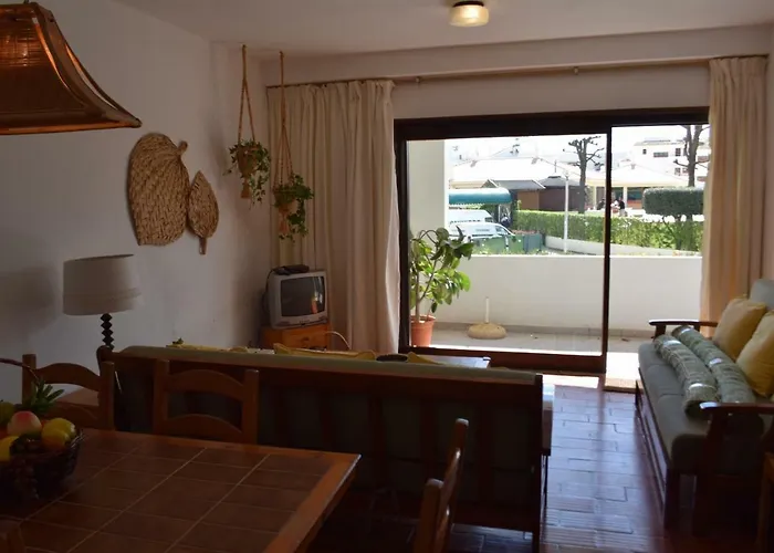 Appartamento T2 Com Piscina E Wifi A 350 Metros Da Olhos de Agua (Albufeira)