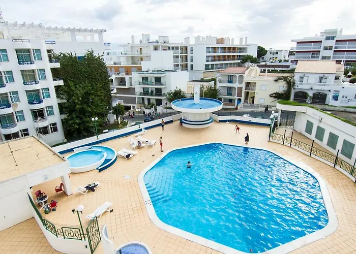 T2 Com Piscina E Wifi A 350 Metros Da *